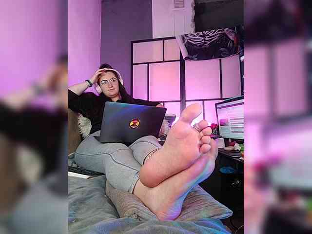 monikanylon webcam