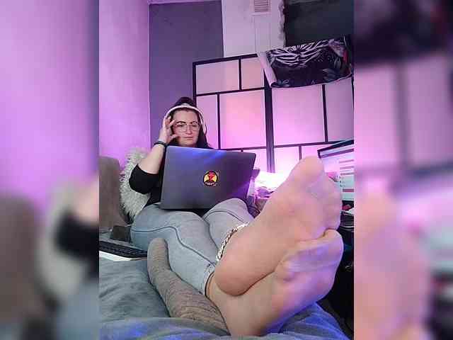 monikanylon webcam