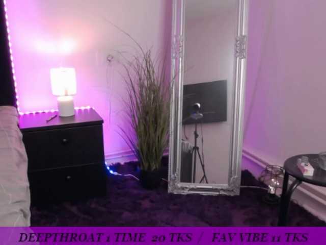  LexyXJames chat room
