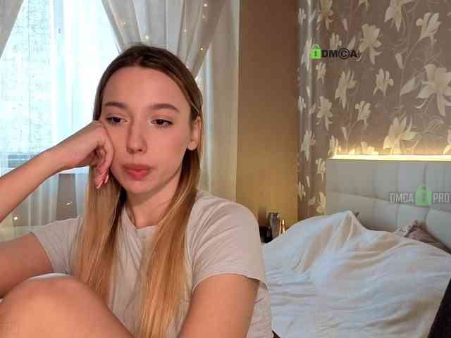 DreameLove webcam