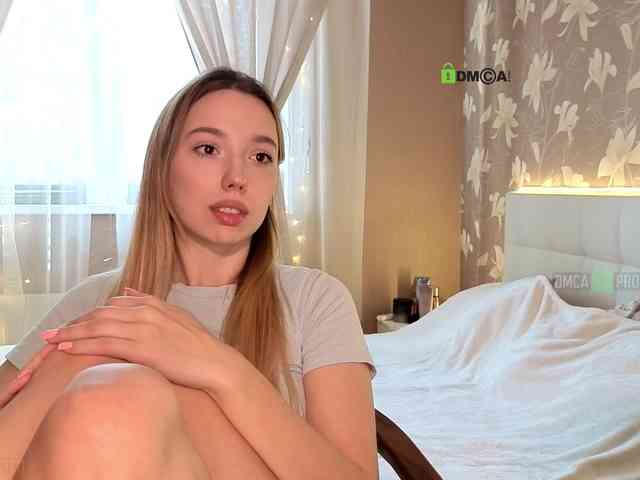 nude live chat room DreameLove