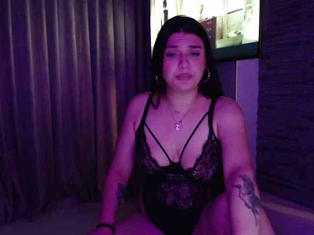 Kylie777 webcam