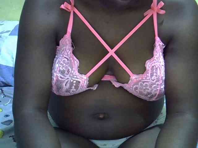 Queen-of-hearts webcam