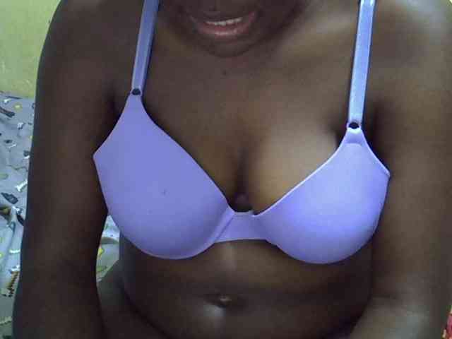 Queen-of-hearts webcam