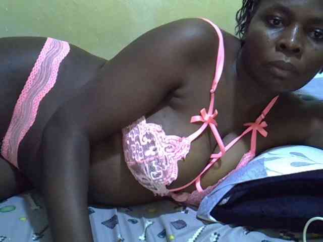 Queen-of-hearts webcam