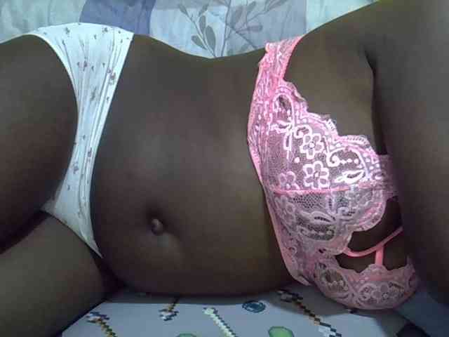 Queen-of-hearts webcam