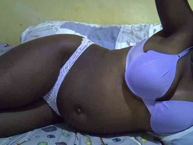 Queen-of-hearts webcam