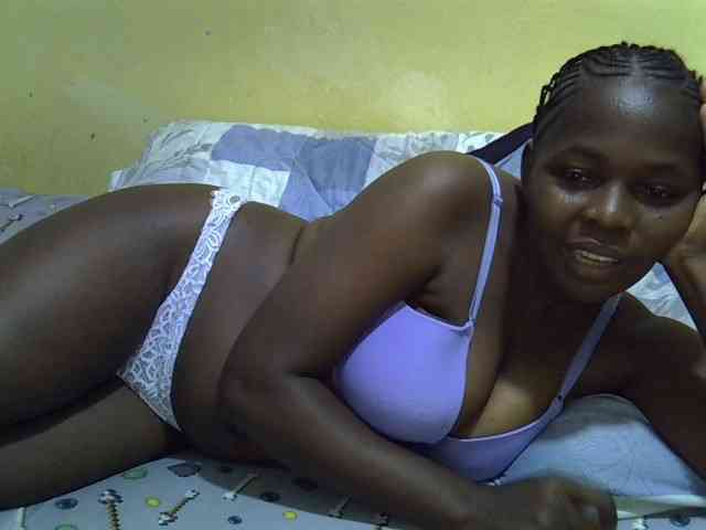 Queen-of-hearts webcam