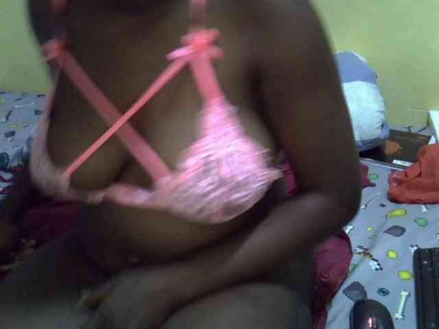 Queen-of-hearts webcam