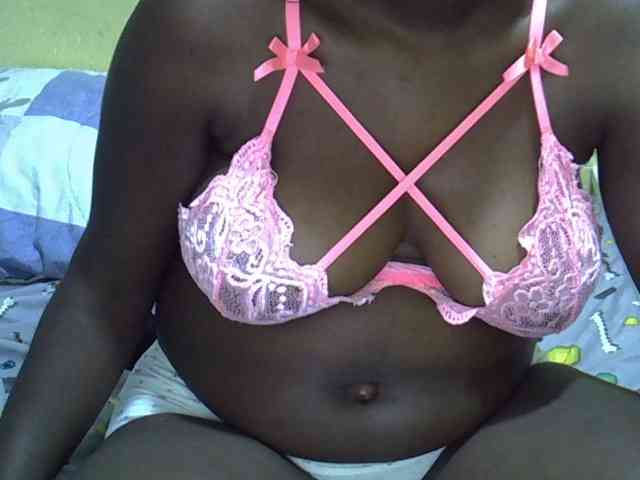 Queen-of-hearts webcam