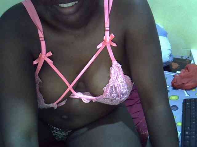 Queen-of-hearts webcam