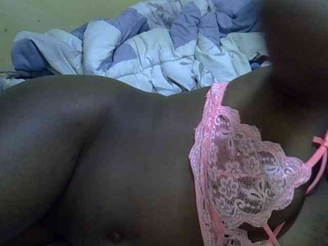 Queen-of-hearts webcam