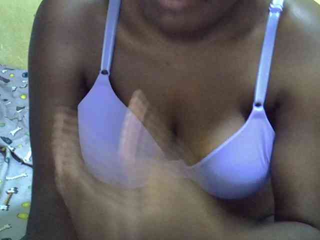 Queen-of-hearts webcam