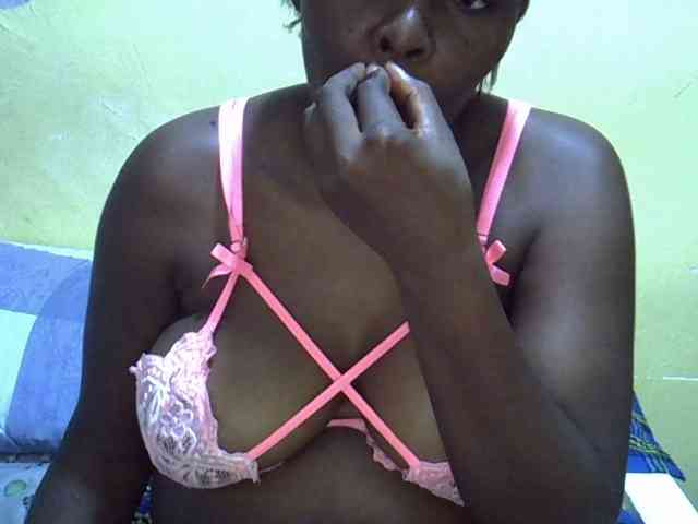 Queen-of-hearts webcam