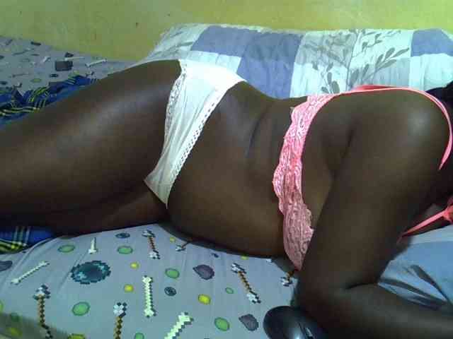 Queen-of-hearts webcam