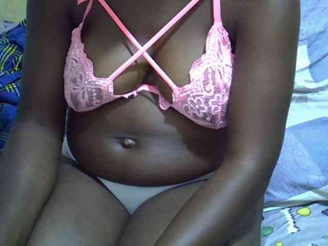 Queen-of-hearts webcam