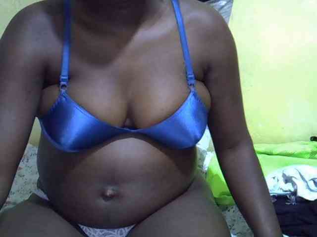 Queen-of-hearts webcam