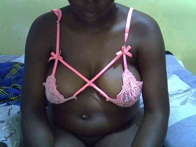 Queen-of-hearts webcam