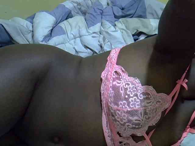 Queen-of-hearts webcam