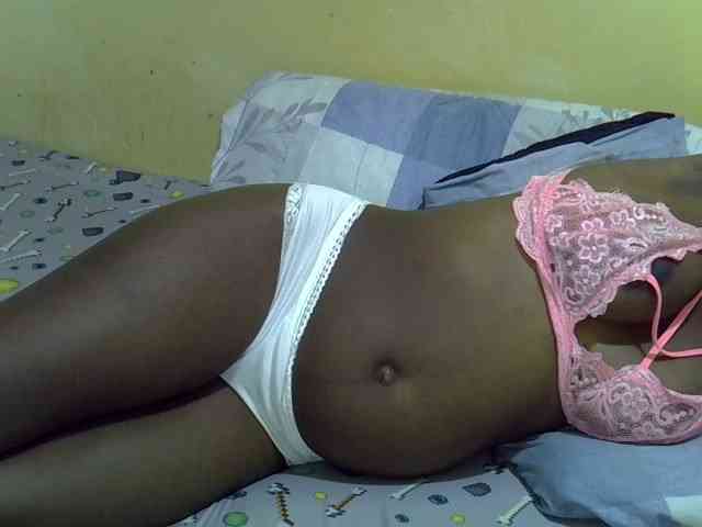 Queen-of-hearts webcam