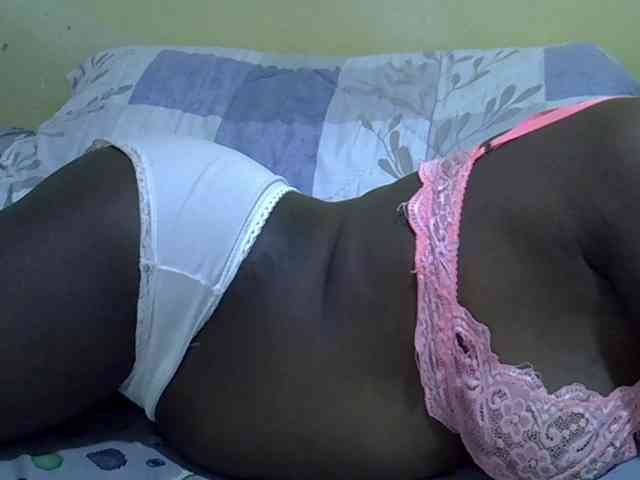 Queen-of-hearts webcam