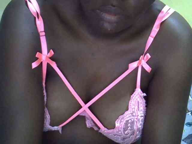 Queen-of-hearts webcam