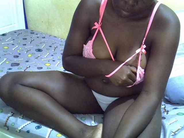 Queen-of-hearts webcam