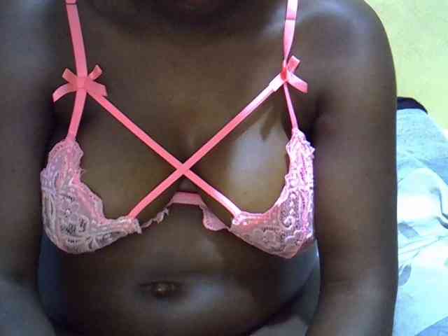 Queen-of-hearts webcam