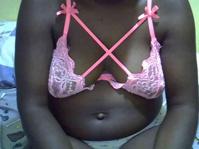 Queen-of-hearts webcam