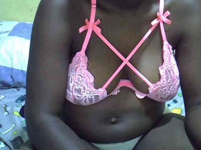 Queen-of-hearts webcam