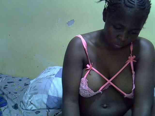 Queen-of-hearts webcam