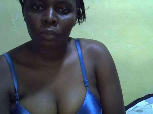 Queen-of-hearts webcam