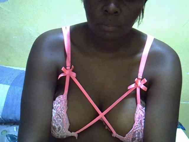 Queen-of-hearts webcam