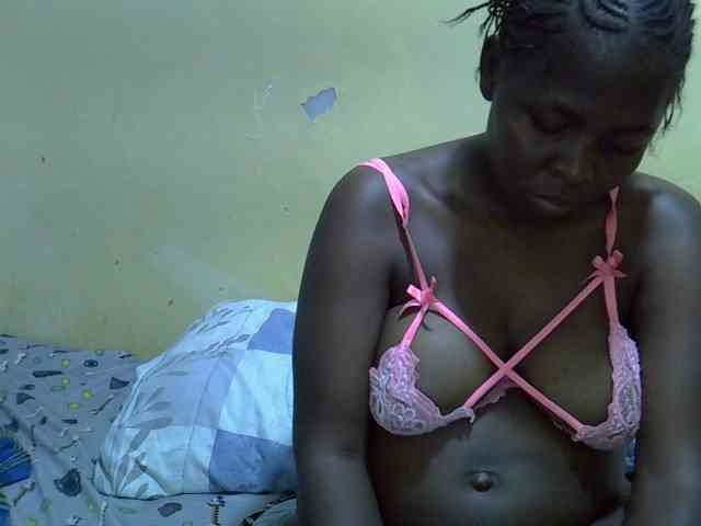 Queen-of-hearts webcam