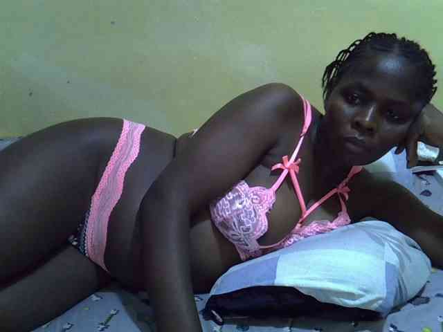 Queen-of-hearts webcam