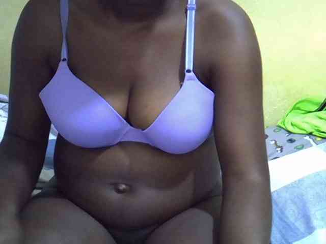 Queen-of-hearts webcam