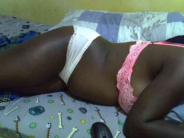 Queen-of-hearts webcam