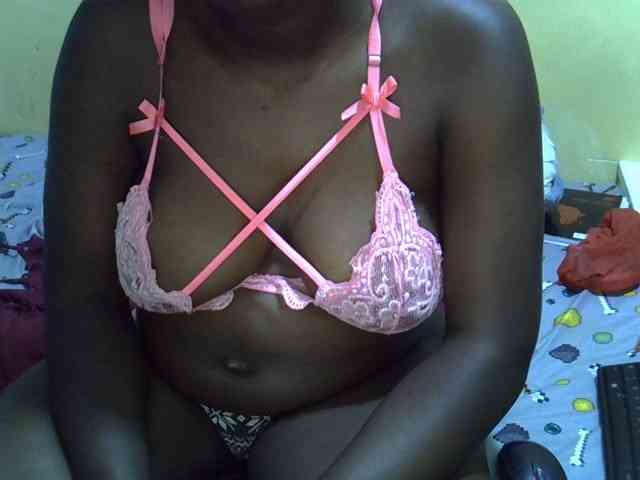 Queen-of-hearts webcam