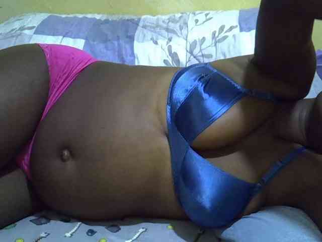 Queen-of-hearts webcam