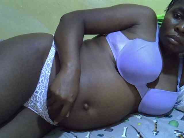 Queen-of-hearts webcam