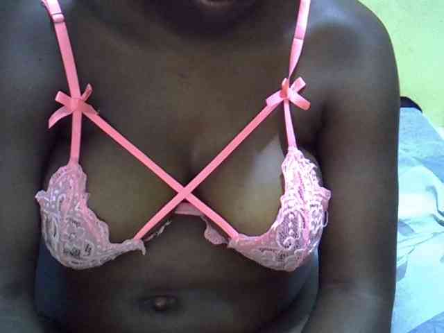 Queen-of-hearts webcam