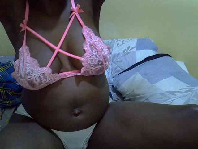 Queen-of-hearts webcam