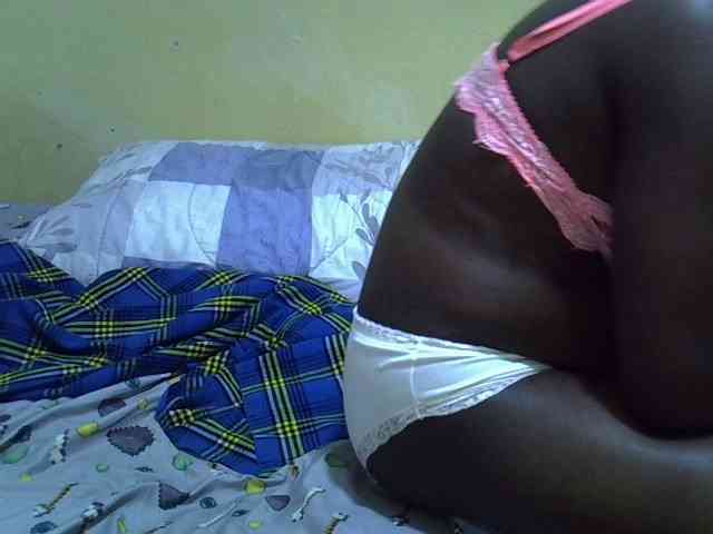 Queen-of-hearts webcam