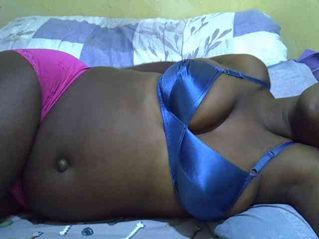 Queen-of-hearts webcam