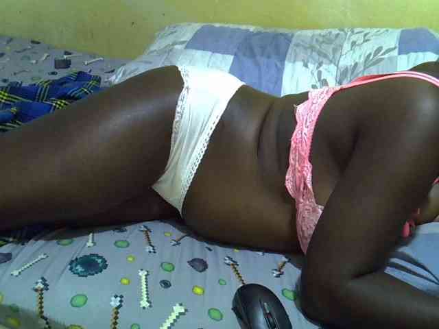 Queen-of-hearts webcam