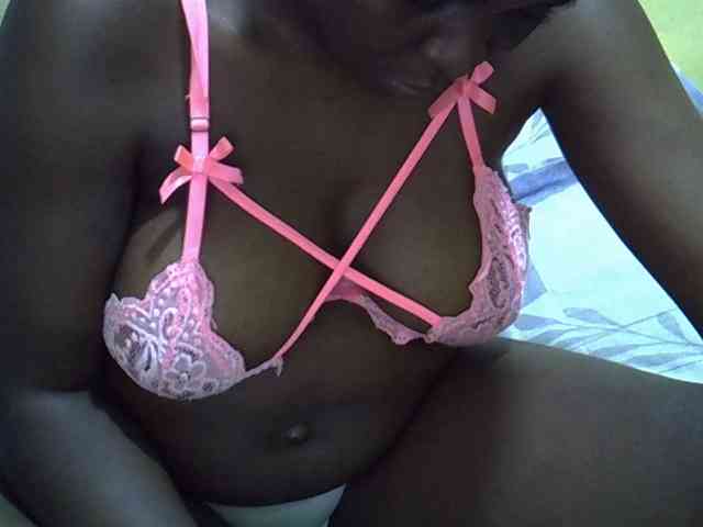 Queen-of-hearts webcam