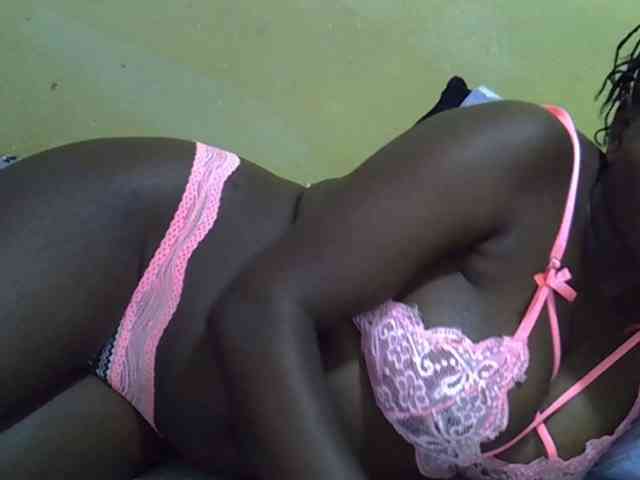 Queen-of-hearts webcam