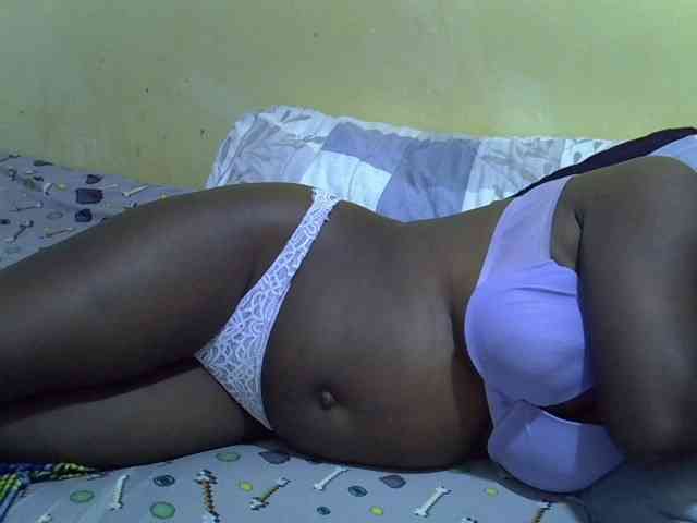 Queen-of-hearts webcam