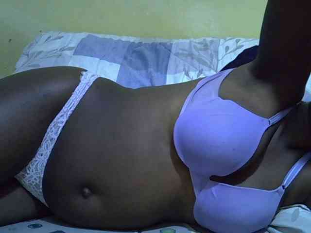 Queen-of-hearts webcam