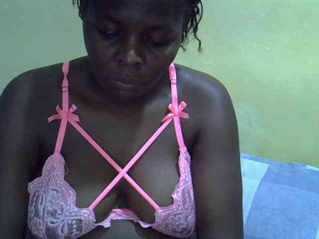 Queen-of-hearts webcam